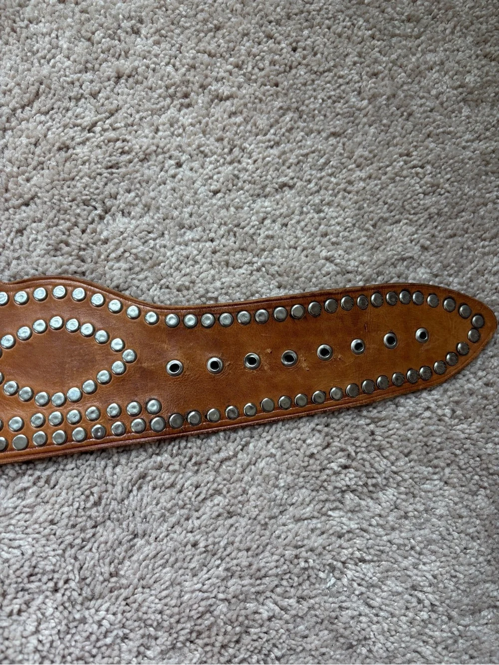 Western Scalloped Brown Leather Belt with Decorative Buckle